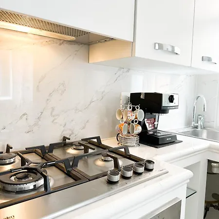 Tolly House-rapallo Centre *