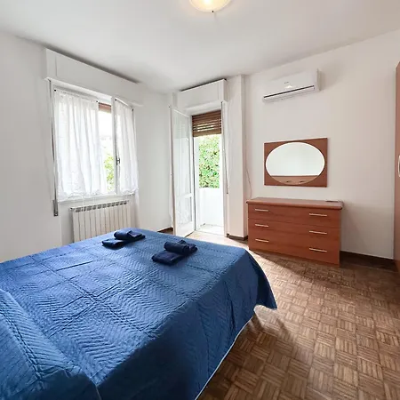 Tolly House-rapallo Centre Rapallo