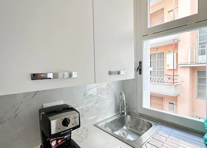 Tolly House-rapallo Centre *