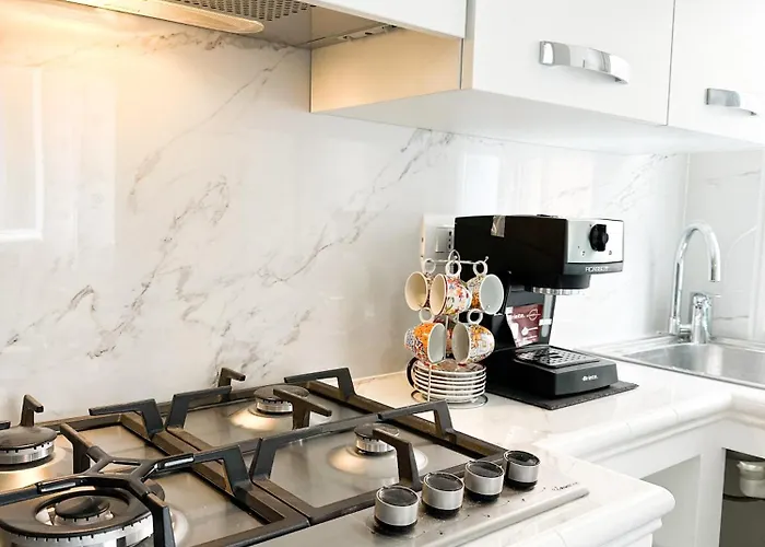 Tolly House-rapallo Centre *