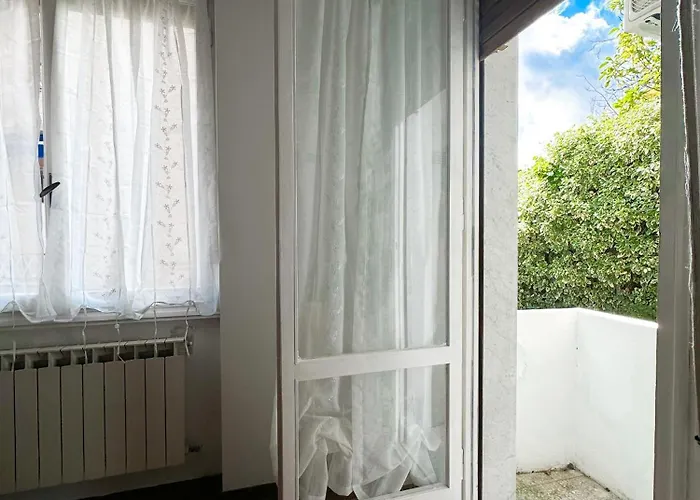 Tolly House-rapallo Centre